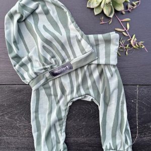 Khaki Green Tiger Cuffs harem pants and Beanie